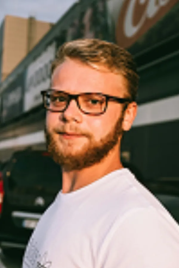 Maria Garcia - Verified Vidcombo user